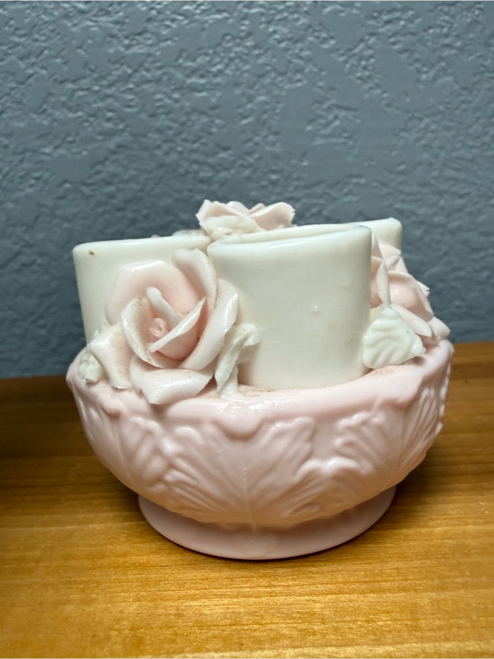 Vintage Pink and White Decorative Porcelain Rose candle holder - Picture 5 of 7